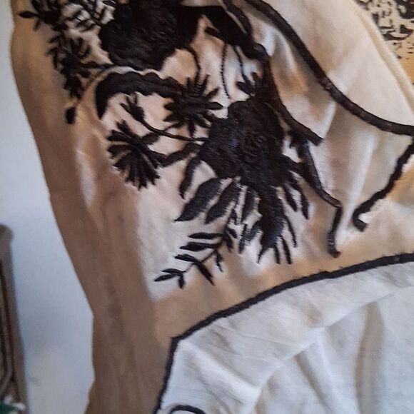 Anthropologie LITHE Cream Sleeveless Ruffled Peplum Blouse - Picture 2 of 9